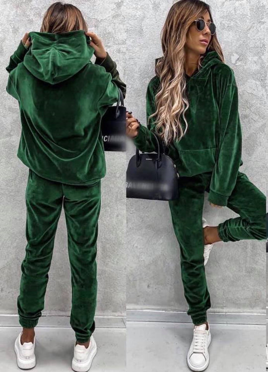 Damen kuscheliges Fleece-Set mit oversized Hoodie und bequemen Jogginghosen Heidi-Mode