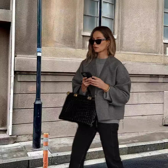 Damen oversized Wolljacke mit elegantem Schnitt und lässigem Look Heidi-Mode