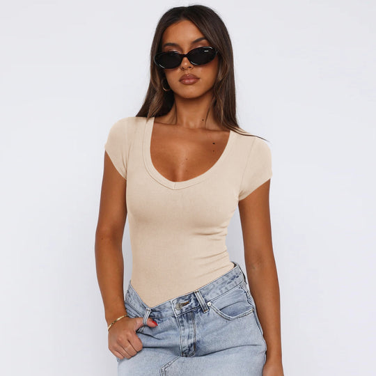 Damen Body mit tiefem V-Ausschnitt und figurbetonter Passform Heidi-Mode