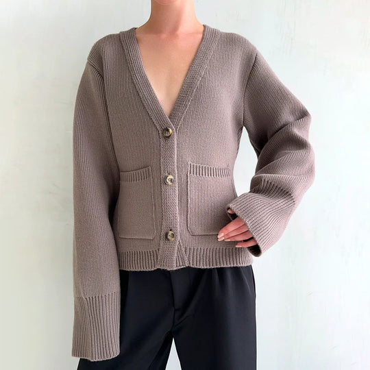 Damen Strickjacke mit weiten Ärmeln und praktischen Taschen Heidi-Mode