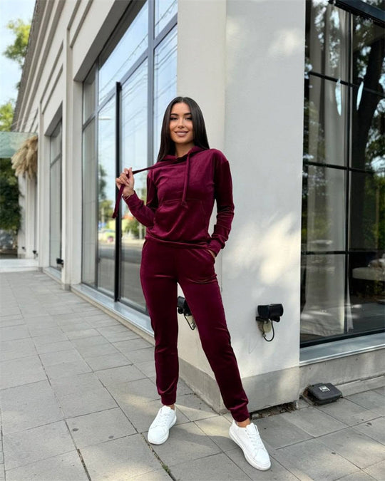 Damen sportlicher Velours-Jogginganzug mit Kapuze und elastischem Bund Heidi-Mode