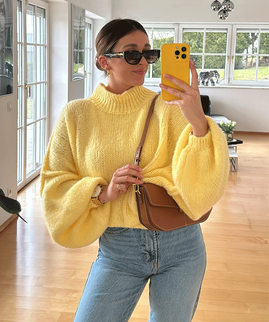 Damen lässiger Oversize Pullover mit hohen Ärmeln und unkonventionellem Schnitt Heidi-Mode