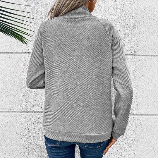 Damen Pullover mit hoher Kragenlinie und stilvollen Knöpfen Heidi-Mode