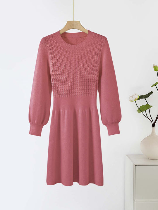 Damen Strickkleid mit voluminösen Ärmeln und strukturiertem Oberteil Heidi-Mode