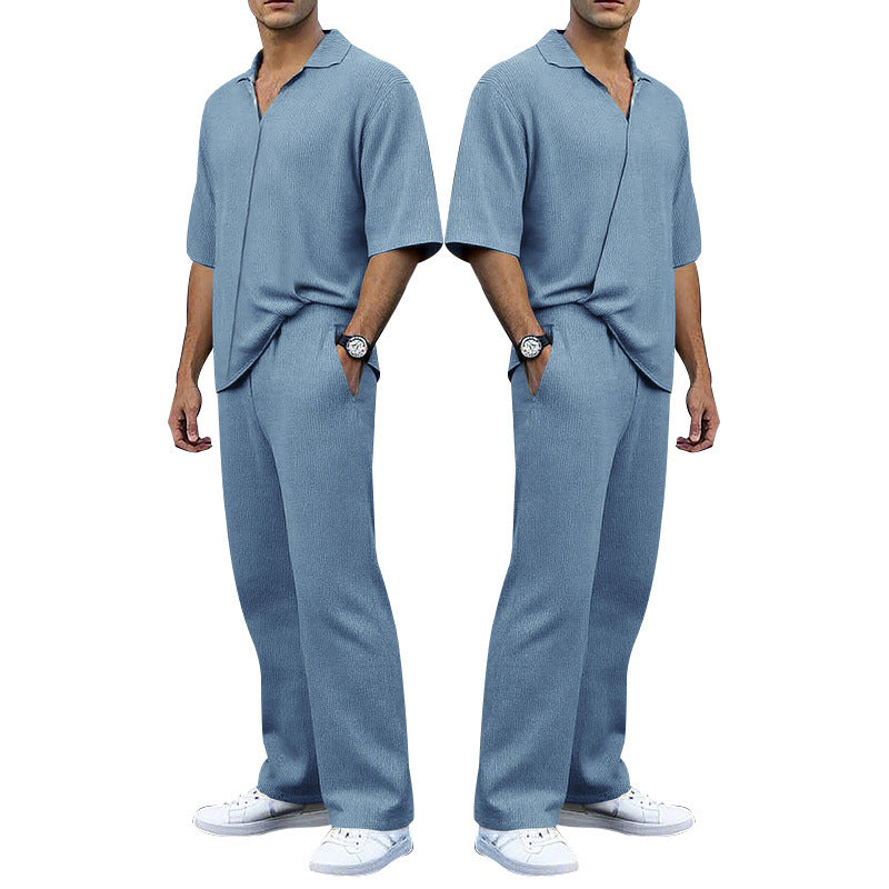 Herren elegantes Freizeit-Outfit aus weichem Strickmaterial mit lässigem Schnitt Heidi-Mode