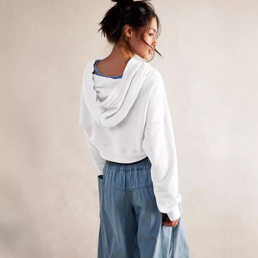 Damen cropped Sweatshirt mit lässigem Schnitt und Kängurutasche Heidi-Mode