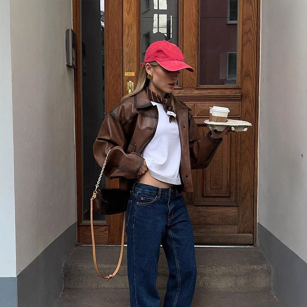 Damen cropped Kunstlederjacke mit modernem Schnitt und hochwertigen Details Heidi-Mode