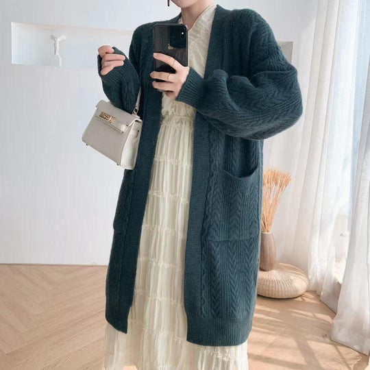 Damen Grobstrick Cardigan mit tiefen Taschen und elegantem Zopfdesign Heidi-Mode