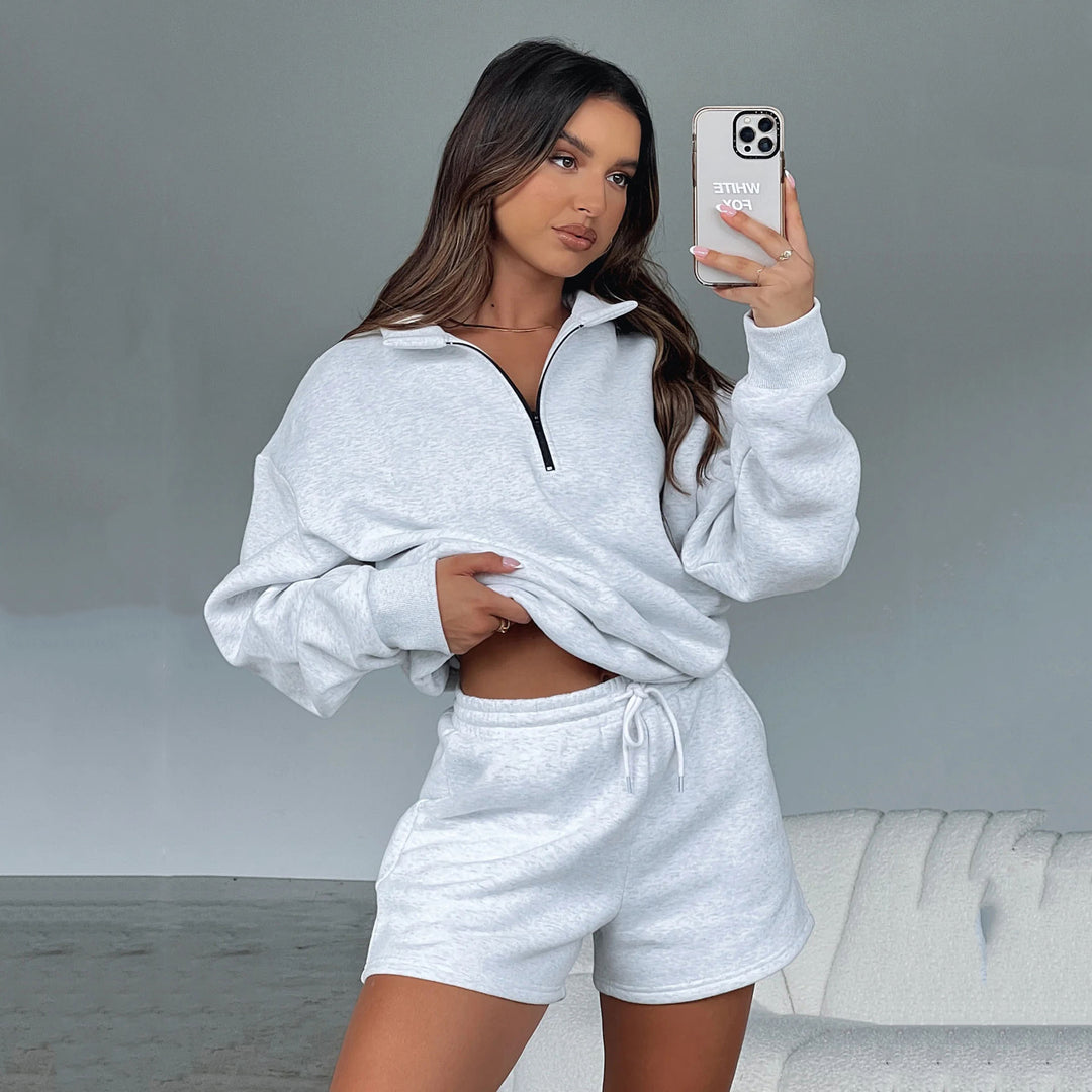 Damen lässiger Pullover mit halbhohem Kragen und Shorts Heidi-Mode