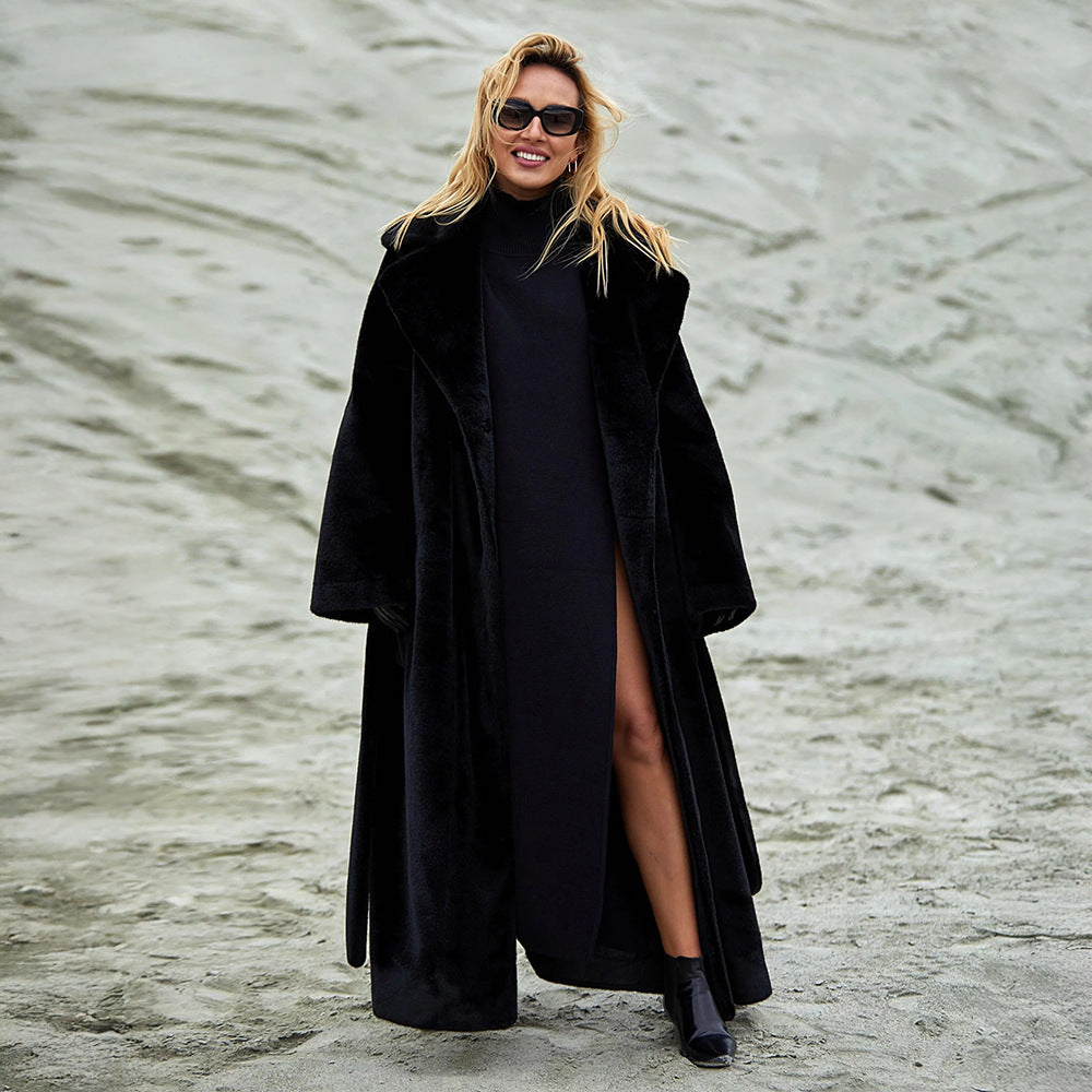 Damen Eleganter, gefütterter Wintermantel mit breitem Revers Heidi-Mode