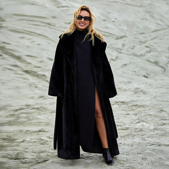 Damen Eleganter, gefütterter Wintermantel mit breitem Revers Heidi-Mode