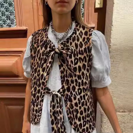 Damen ärmelloses Top mit charmantem Schleifenverschluss und modischem Leoprint Heidi-Mode