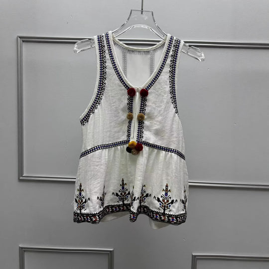 Damen ärmelloses Top mit bunten Stickereien und dekorativen Quasten Heidi-Mode