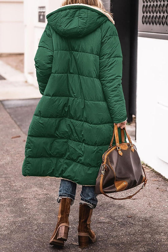 Damen modische Steppjacke mit großzügiger Kapuze und kuscheligem Innenfutter Heidi-Mode