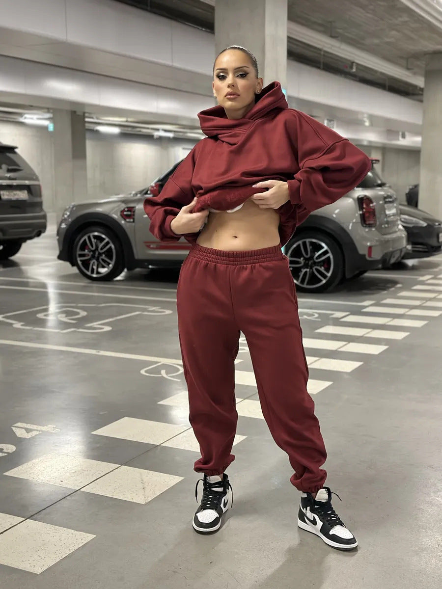Damen gemütlicher Oversized Hoodie mit intuitivem Kordelzug und passender Jogginghose Heidi-Mode