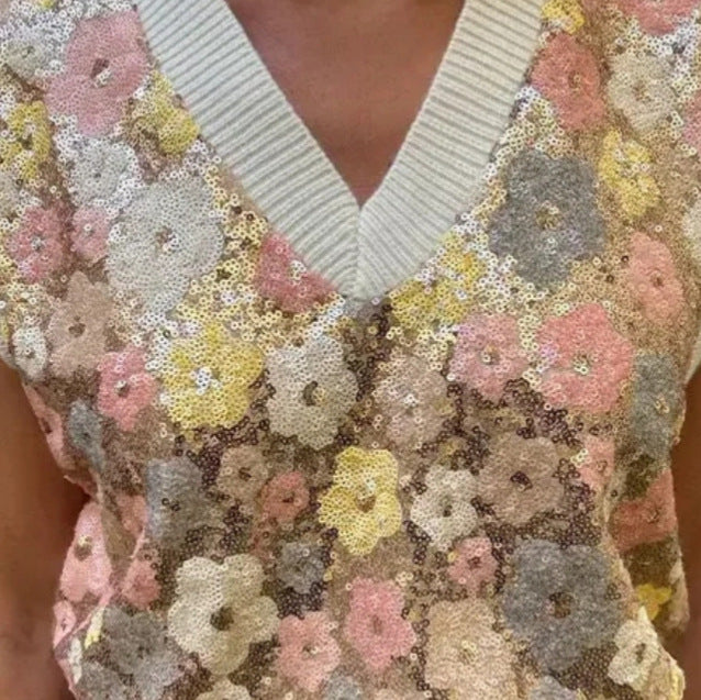 Damen Glamouröses Strickoberteil mit Blumenapplikationen und funkelnden Pailletten Heidi-Mode