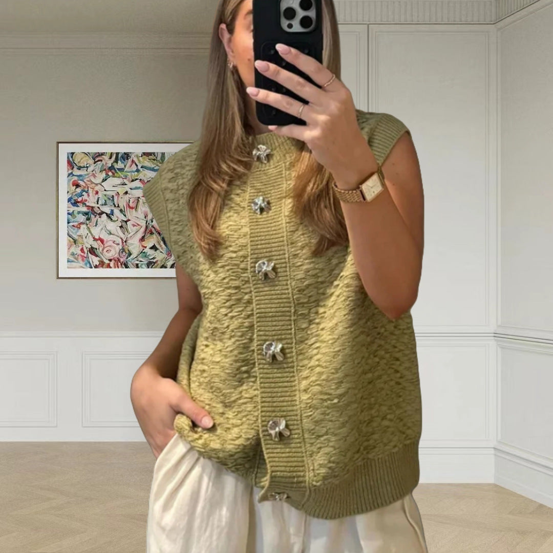 Damen Strickweste mit dekorativen Knöpfen und elegantem Schnitt Heidi-Mode