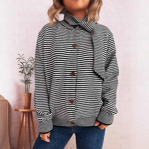 Damen gestreifte Strickjacke mit modernem Kragen und Knopfverschluss Heidi-Mode