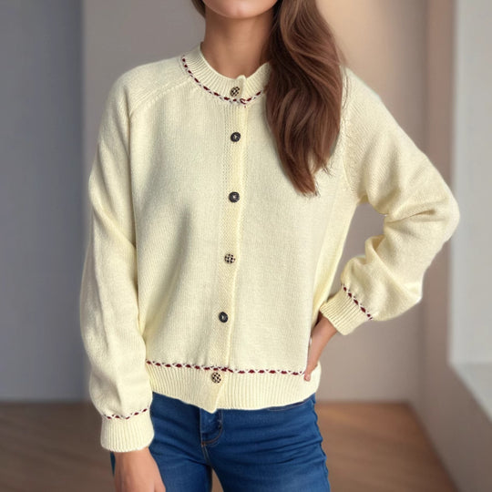Damen Strickjacke mit dekorativen Knopfdetails und breiten Ärmeln Heidi-Mode