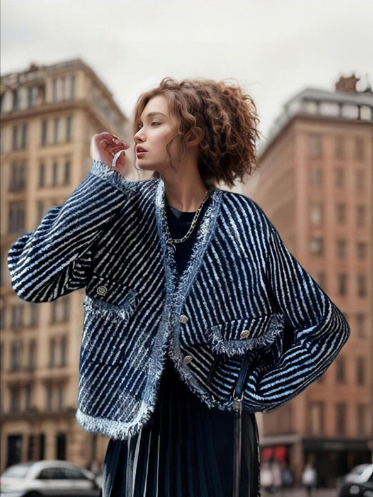 Damen Cocoon-Strickjacke mit Knopfdetails und feinem Strukturmuster Heidi-Mode