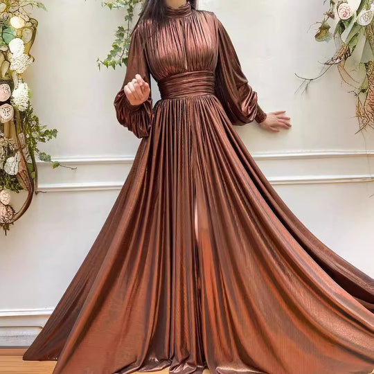 Damen Elegantes Maxikleid mit plissierten Details und luxuriösem Fall Heidi-Mode