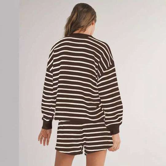 Damen Lässiges Set aus gestreiftem Oberteil und Shorts im Sport-Look Heidi-Mode