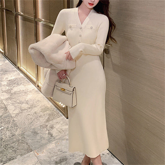 Damen Elegantes Maxikleid mit V-Ausschnitt und Knopfdetails Heidi-Mode