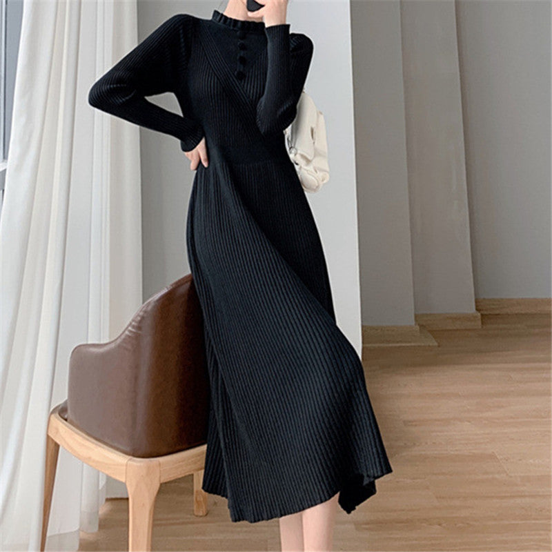Damen Midi-Strickkleid mit hohem Kragen und Knopfdetails Heidi-Mode