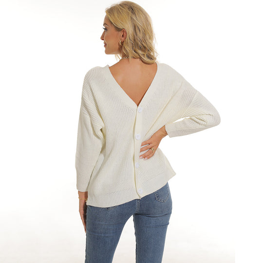 Damen Strickjacke mit tiefem V-Ausschnitt und dekorativer Knopfleiste Heidi-Mode
