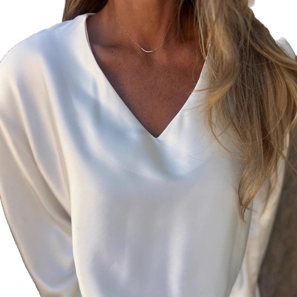 Damen lässiges Oberteil mit besonderem Schnitt und leichtem Glanz Heidi-Mode