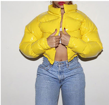 Damen modische kurze Steppjacke mit glänzendem Finish Heidi-Mode