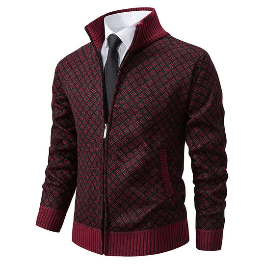 Herren Strickjacke mit modernem Zopfdesign und hohem Stehkragen Heidi-Mode