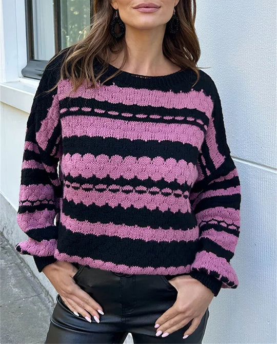 Damen gemütlicher Strickpullover mit modernem Zopfmuster und grafischen Akzenten Heidi-Mode