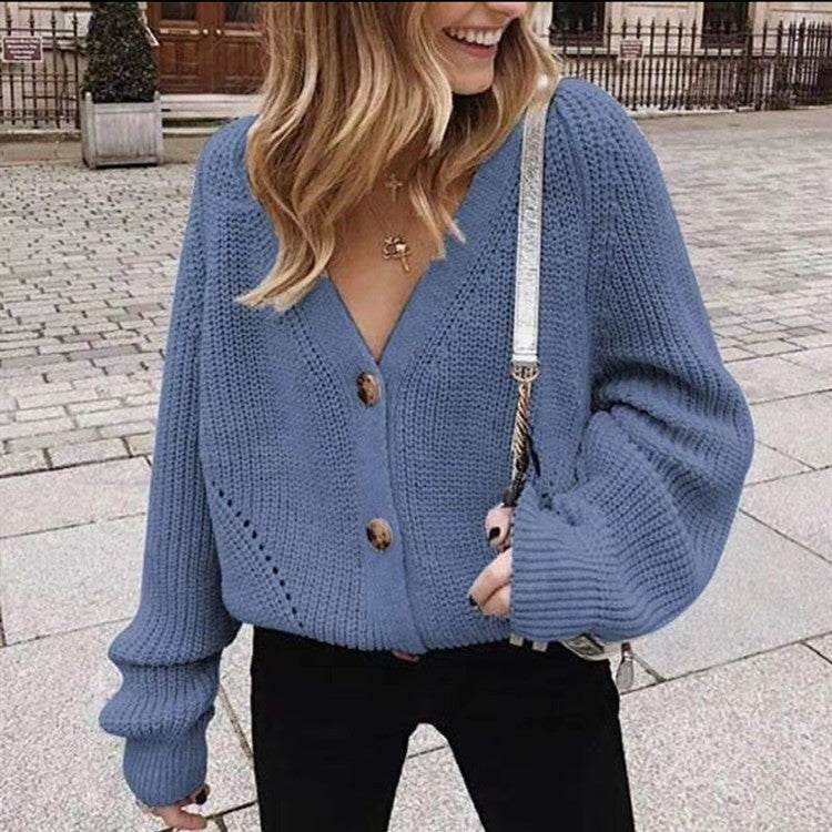 Damen Grobstrickjacke mit eleganten Knopfdetails und überschnittenen Schultern Heidi-Mode
