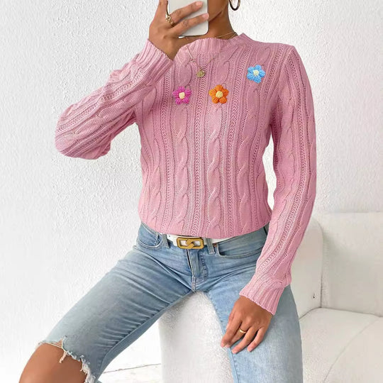 Damen Strickpullover mit floralen Akzenten und raffiniertem Zopfmuster Heidi-Mode