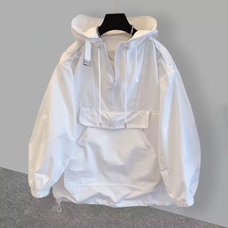 Damen lässige Anorakjacke mit verstellbarem Kapuzensystem und großzügiger Tasche Heidi-Mode