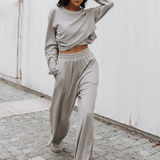 Damen lässiges Lounge-Set mit cropped Oberteil und weitem Hosen Heidi-Mode