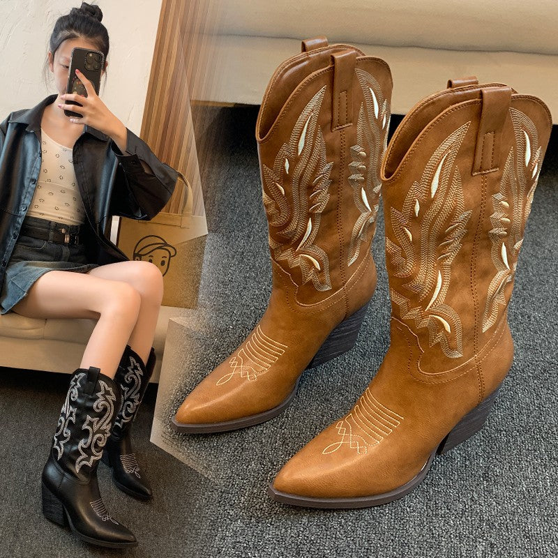 Damen Cowboy-Stiefel mit eleganter Stickerei und modernem Wedge-Design Heidi-Mode