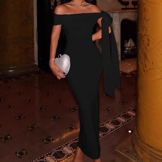 Damen Elegantes Off-Shoulder Maxikleid mit figurformendem Schnitt und schwingendem Saum Heidi-Mode