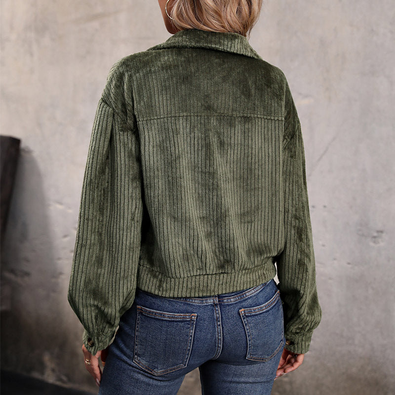 Damen Cordjacke im lässigen Schnitt mit zwei Brusttaschen und modischer Knopfleiste Heidi-Mode