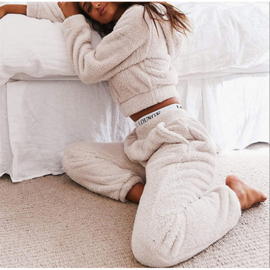 Damen kuscheliges Lounge-Set aus weichem Fleece Heidi-Mode