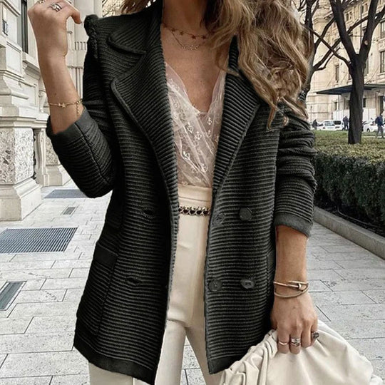Damen eleganter Strickblazer mit doppelter Knopfleiste und Taschen Heidi-Mode