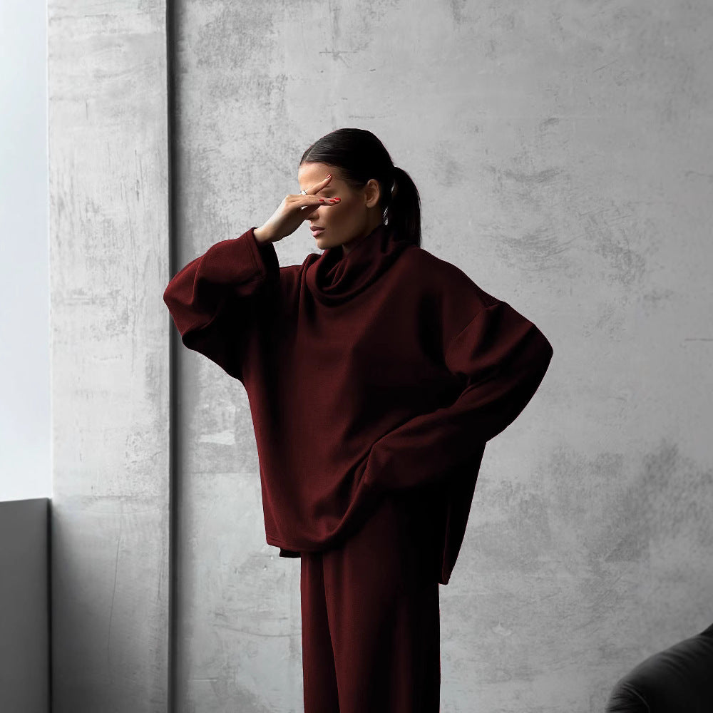 Damen komfortables Lounge-Set mit weitem Schnitt und hohem Kragen Heidi-Mode