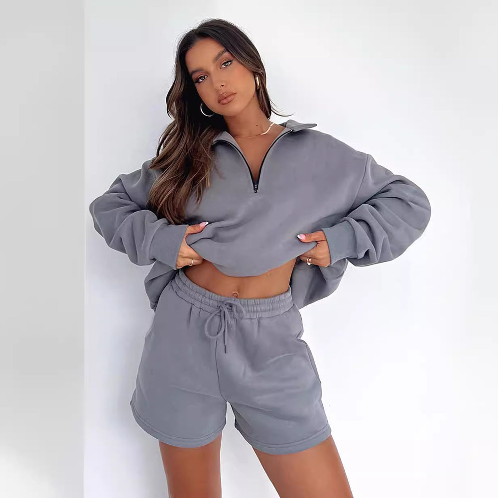 Damen lässiger Pullover mit halbhohem Kragen und Shorts Heidi-Mode