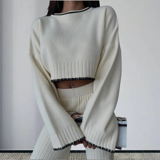 Damen elegantes Strickanzug mit weitem Bein und romantischen Ärmeln Heidi-Mode