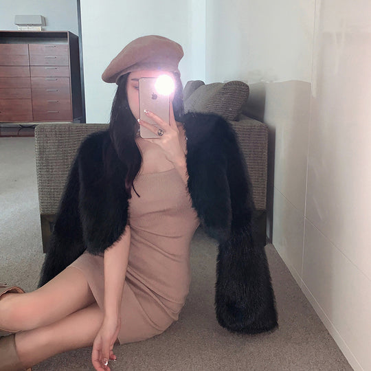 Damen Flauschige Schulterjacke mit weit geschnittenen Ärmeln Heidi-Mode