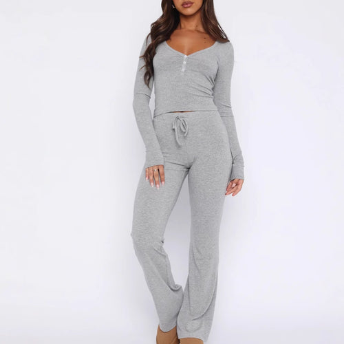Damen Loungewear-Anzug aus weichem Rippstoff mit Knopfleiste und elastischem Bund Heidi-Mode