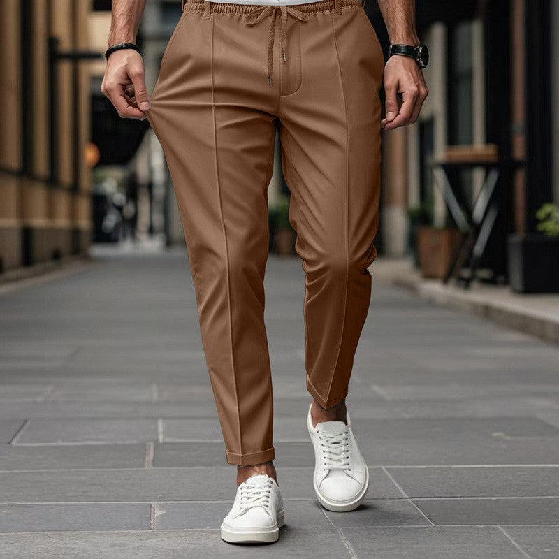 Herren modische Slim-Fit Jogginghose mit elastischem Bund und praktischen Seitentaschen Heidi-Mode