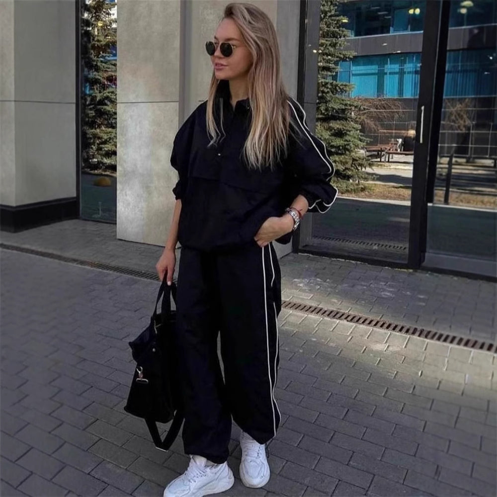 Damen modische Windbreaker Jacke mit hochstehendem Kragen und elastischen Ärmeln Heidi-Mode