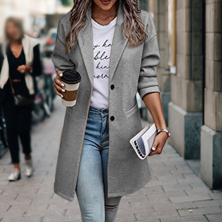 Stilvolle Lange Damenjacke Für Herbst & Winter